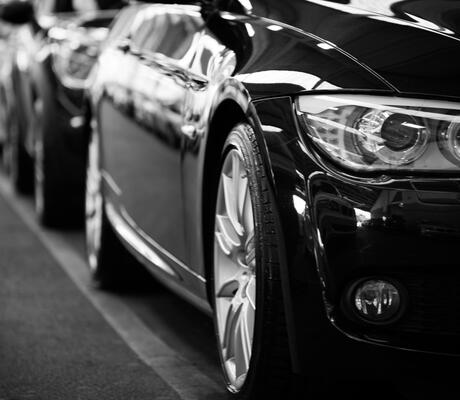 Photo de Torsten Dettlaff: https://www.pexels.com/fr-fr/photo/coupes-noirs-70912/