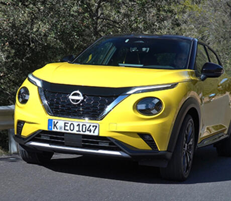 NISSAN